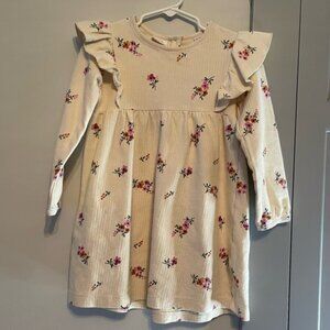 girls flutter sleeve dress size 4/5
